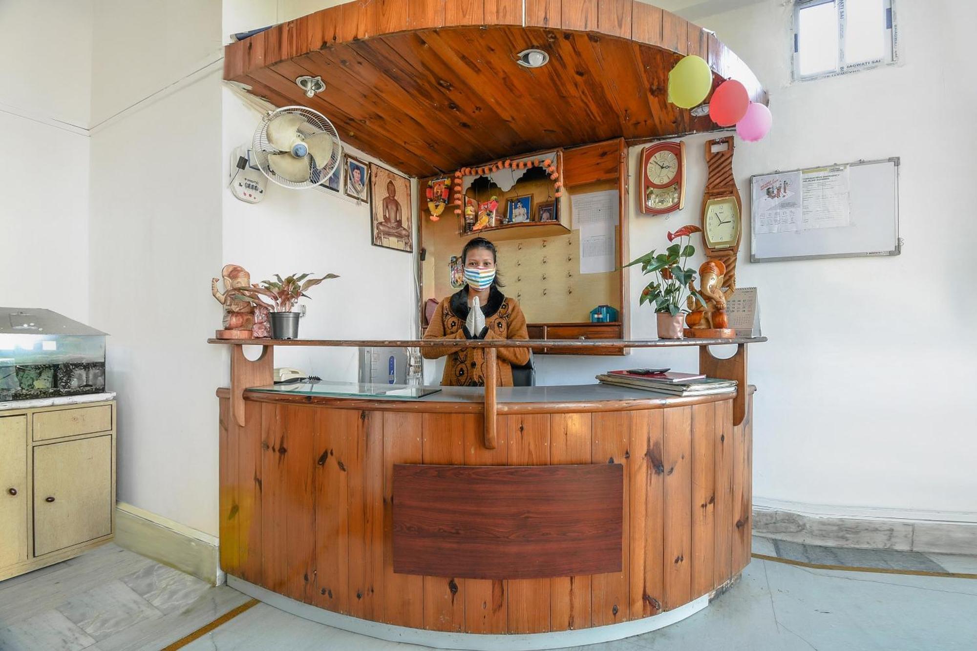 Oyo Flagship 71156 Hotel Jaybee'S Дібругарх Екстер'єр фото