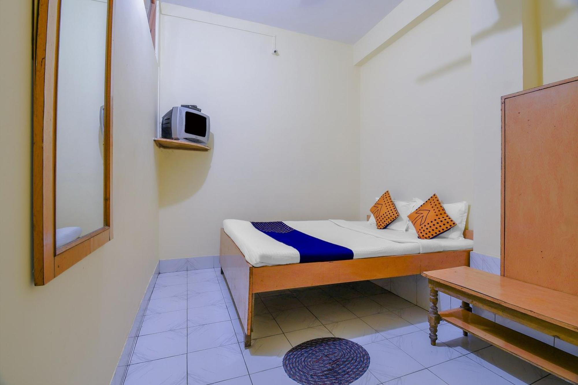 Oyo Flagship 71156 Hotel Jaybee'S Дібругарх Екстер'єр фото