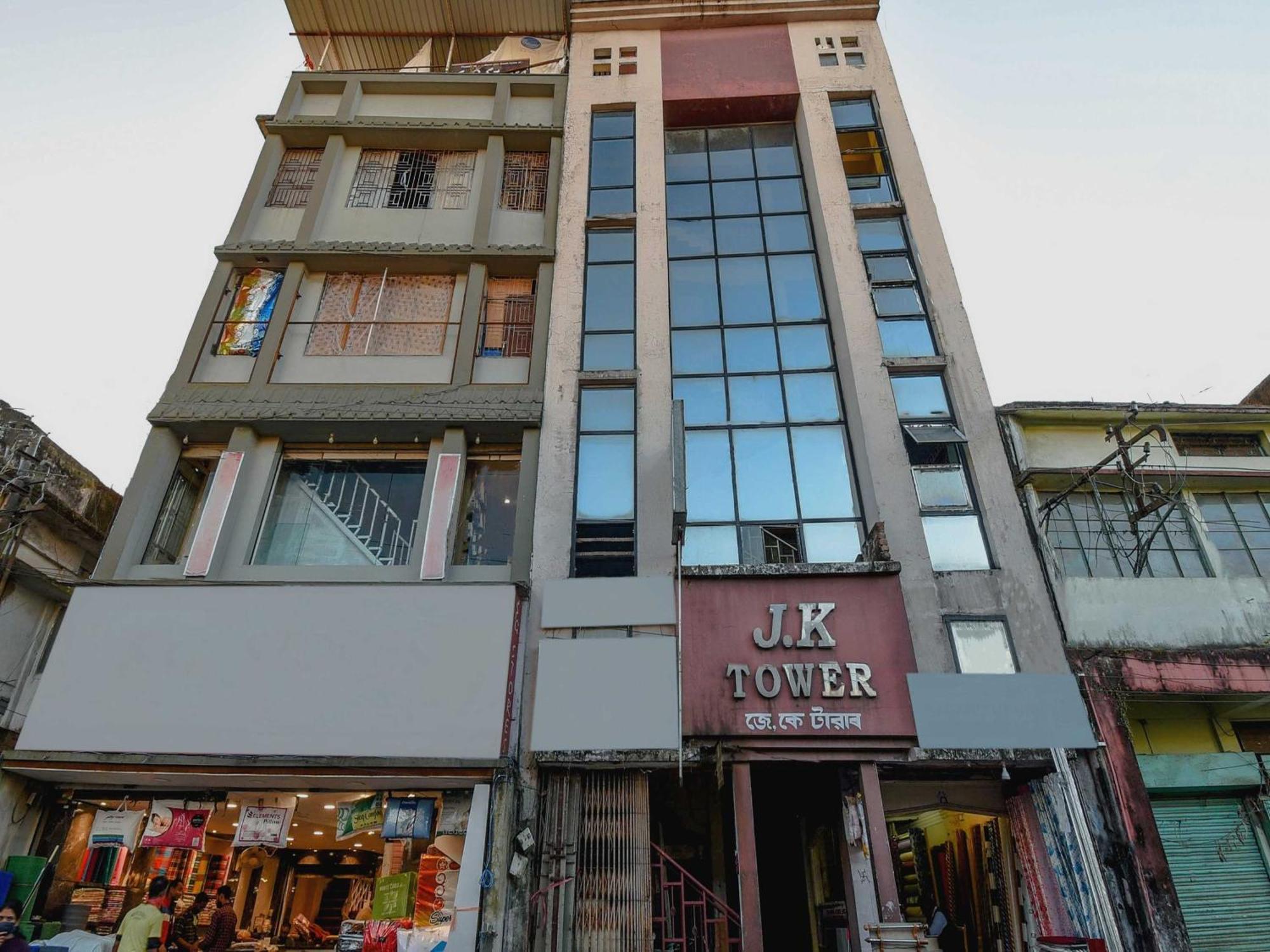 Oyo Flagship 71156 Hotel Jaybee'S Дібругарх Екстер'єр фото